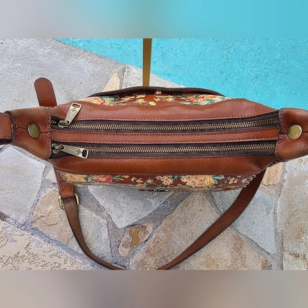 Patricia Nash Leather Sophia Hobo Vintage Botanical Print Bag